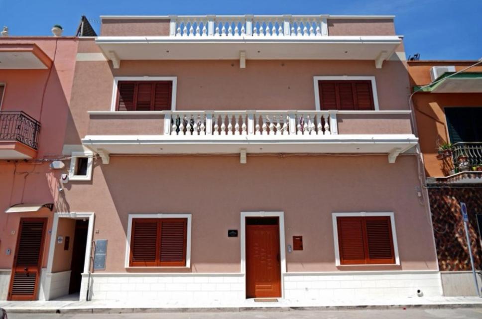 Il Vittoriano Porto Cesareo Exterior foto