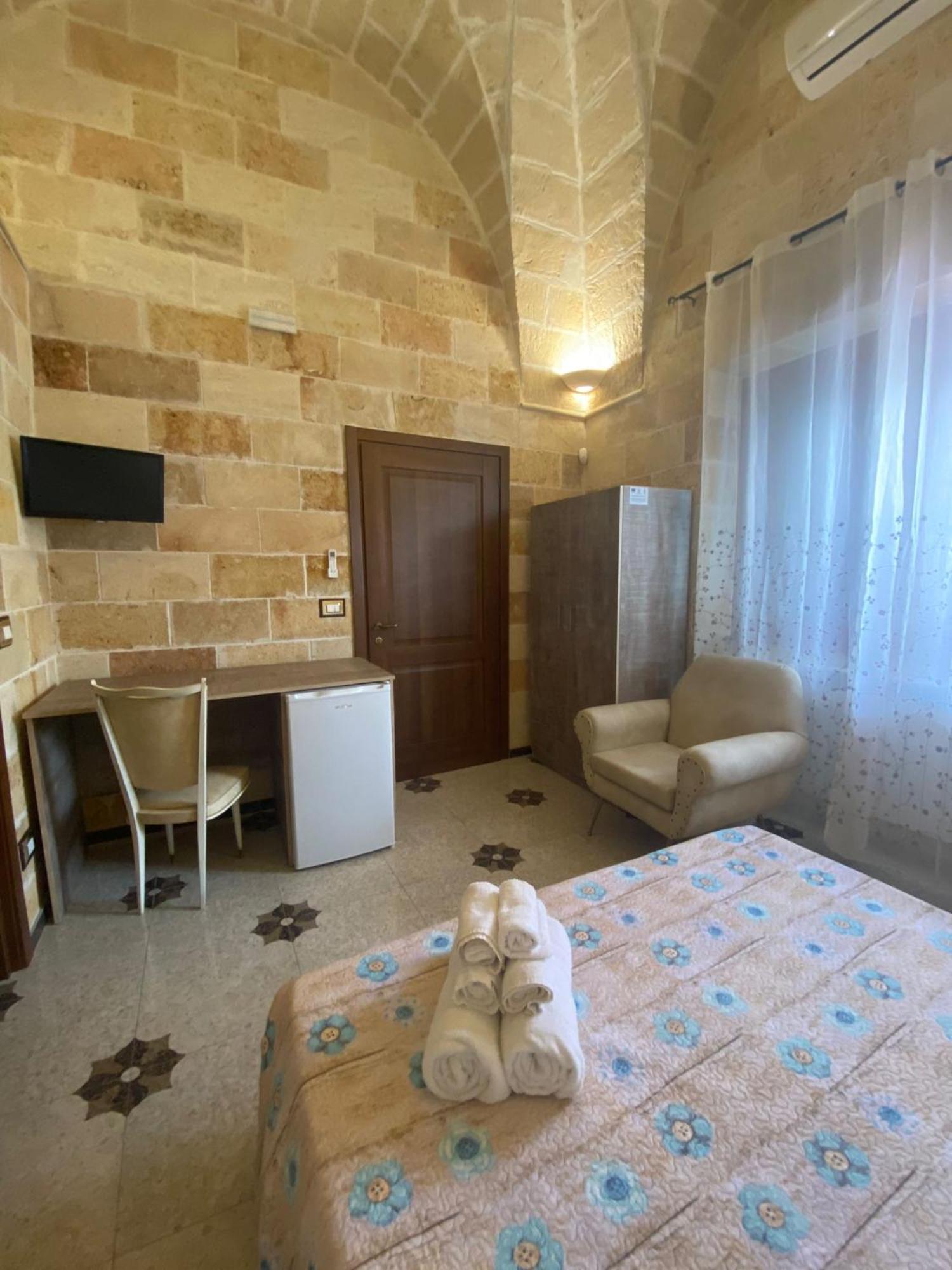 Il Vittoriano Porto Cesareo Exterior foto
