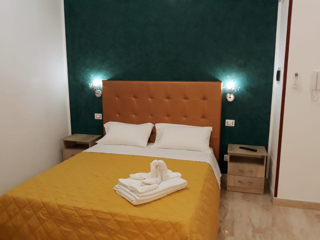 Il Vittoriano Porto Cesareo Exterior foto